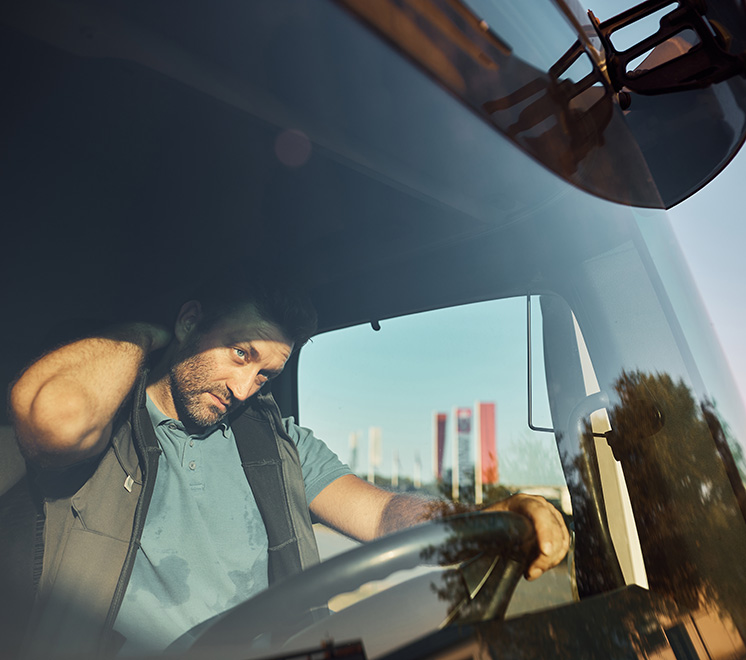 Accidents caused by tired semi truck drivers